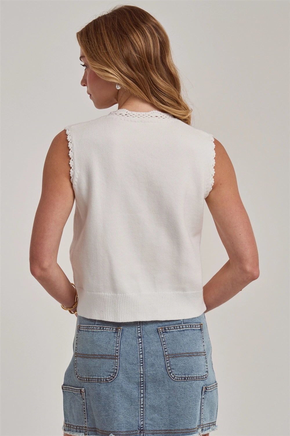 Lace Trimmed Button Front Tank