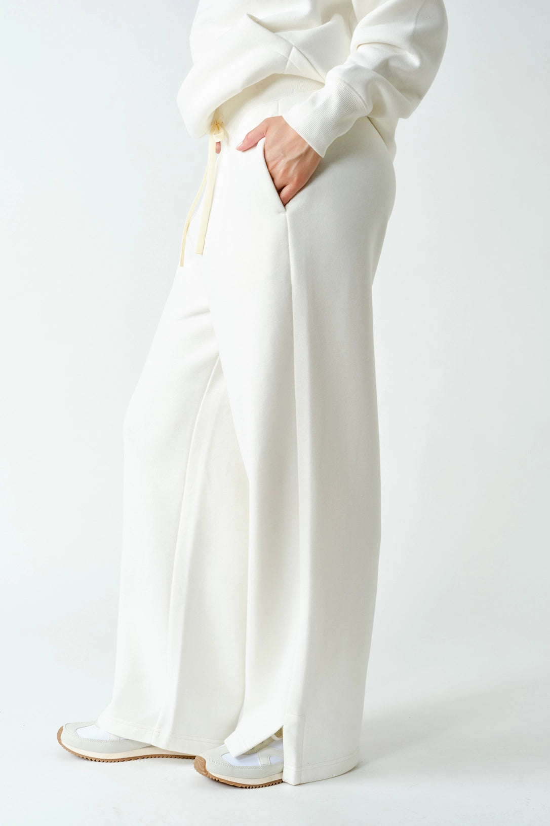 Snow White Sweatpants